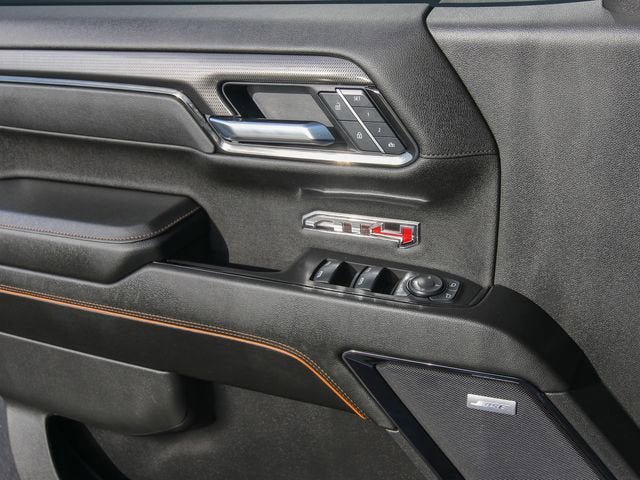 Used 2025 GMC Sierra 1500 AT4 w/ AT4 Premium Package AWD/4WD image 14