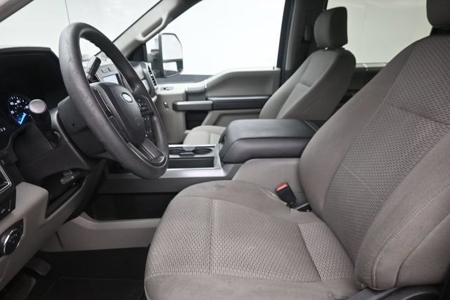 Used 2021 Ford F250 XLT w/ XLT Premium Package AWD/4WD image 16