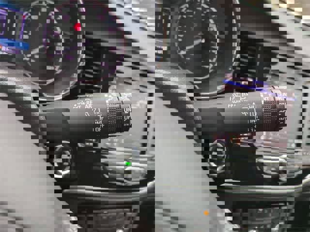 Used 2022 Buick Encore Preferred w/ Safety Package image 25