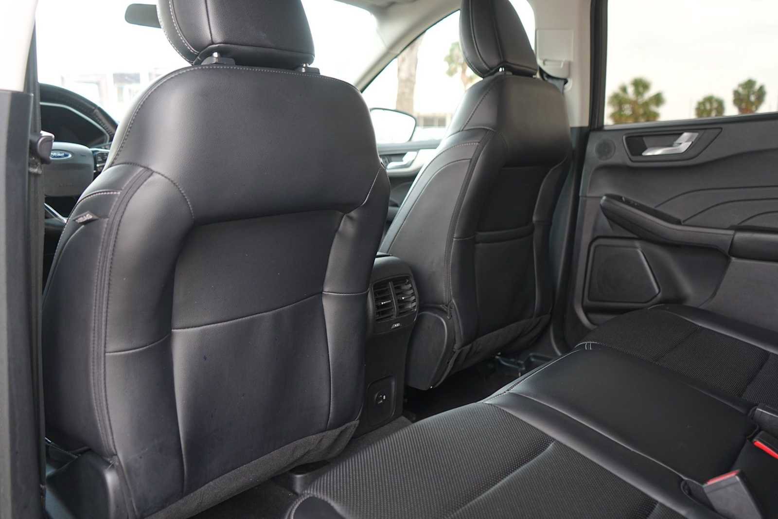Used 2021 Ford Escape SEL w/ Technology Package FWD image 13