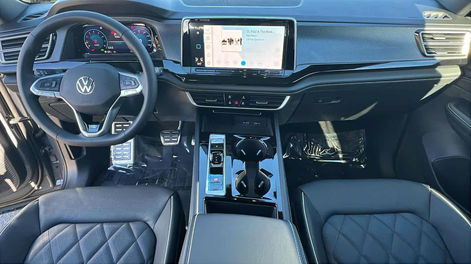 New 2026 Volkswagen Atlas Cross Sport SEL Premium R-Line image 26