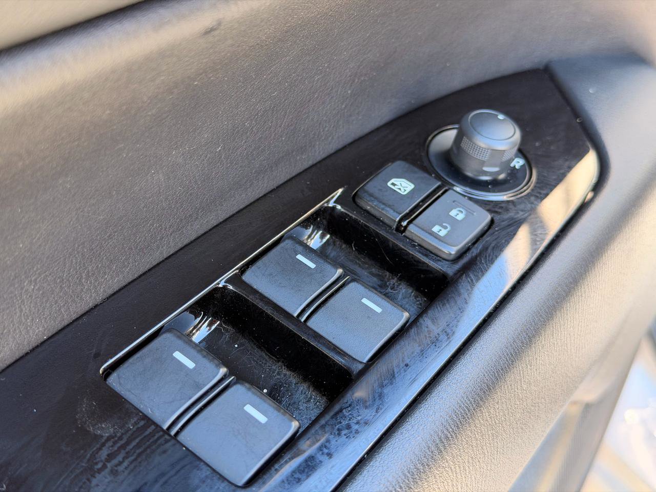 Used 2025 MAZDA CX-5 AWD 2.5 S w/ Preferred Package image 19