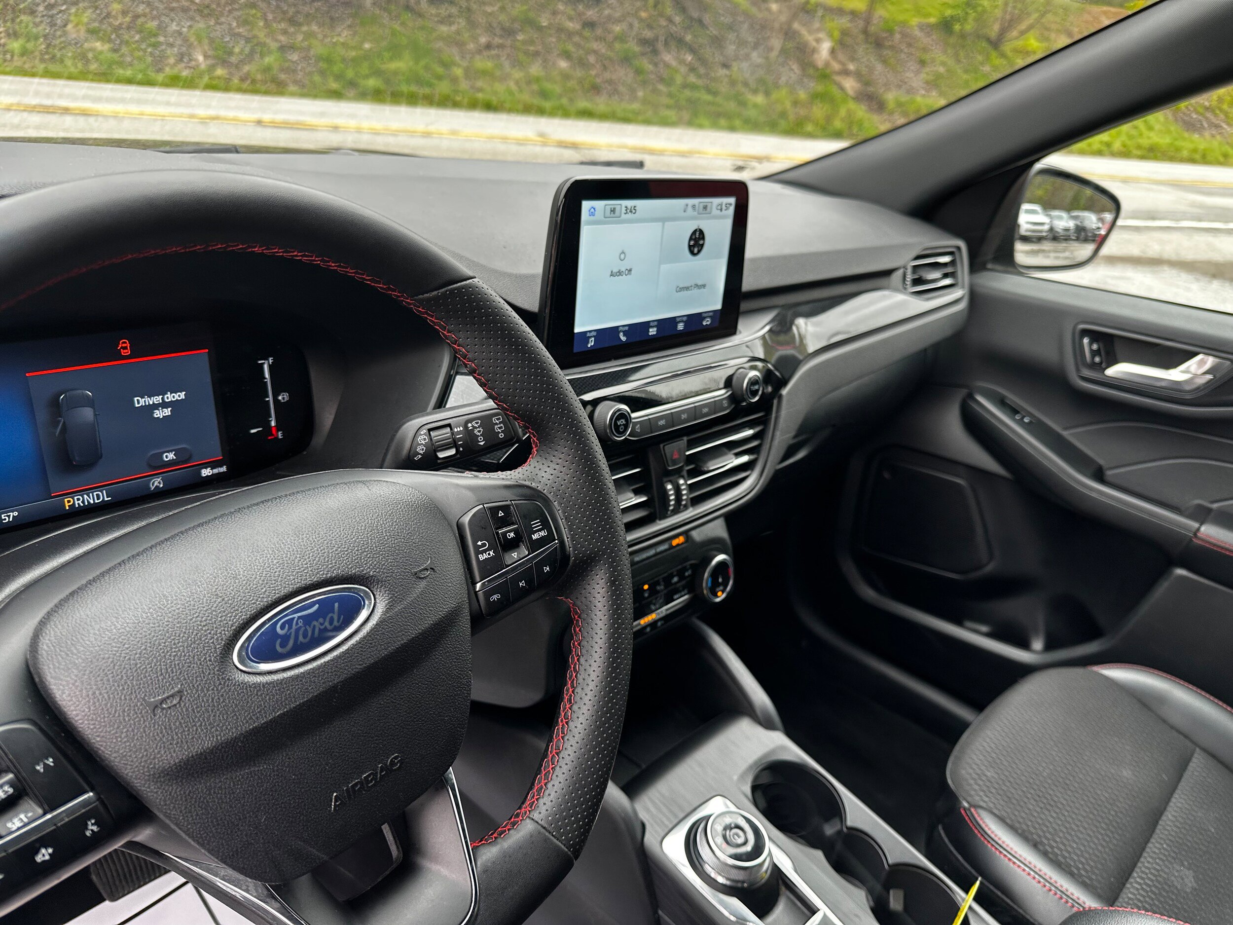 Used 2025 Ford Escape ST-Line AWD/4WD image 32
