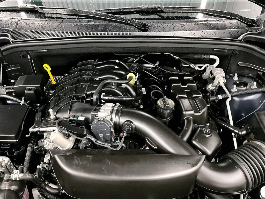 Used 2025 Dodge Durango GT AWD/4WD image 33