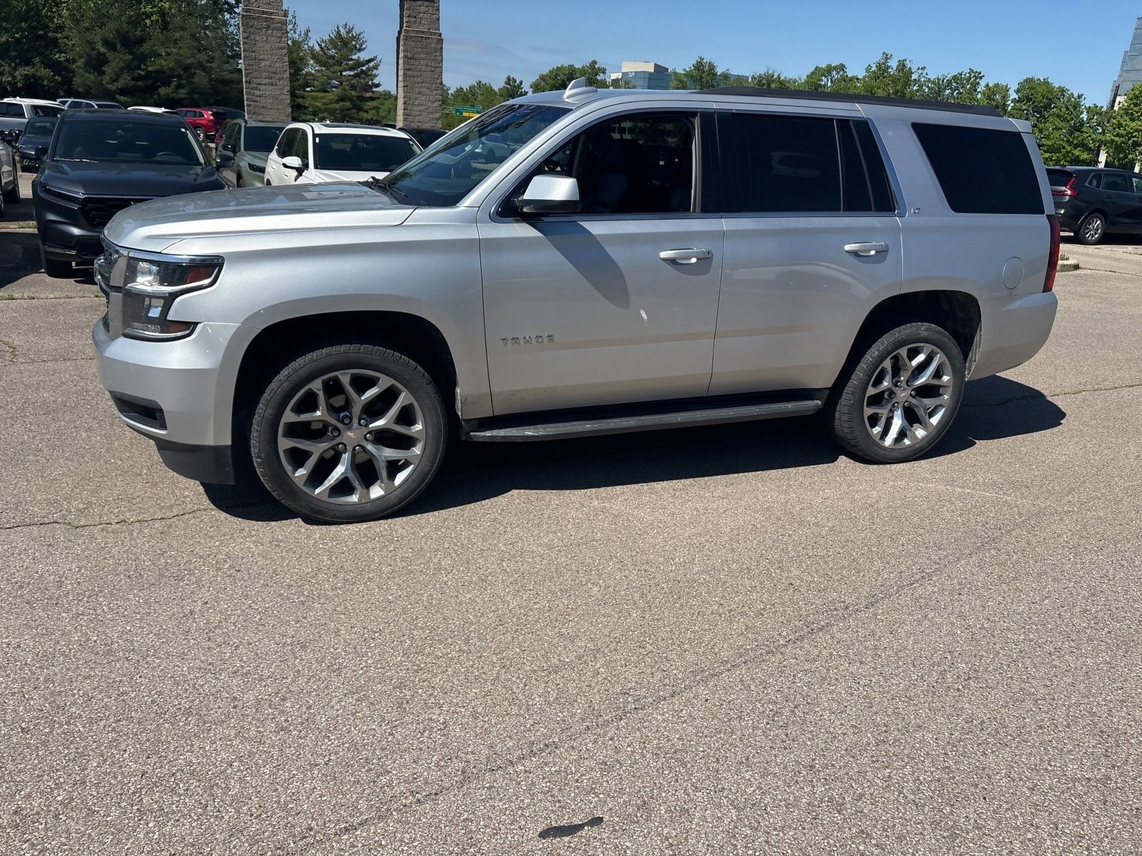 Used 2018 Chevrolet Tahoe LT AWD/4WD image 14