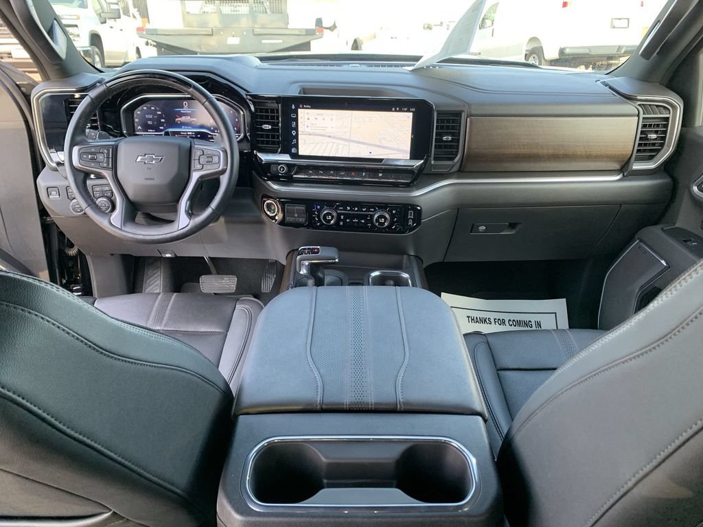 Certified 2025 Chevrolet Silverado 1500 High Country w/ Midnight Edition AWD/4WD image 19