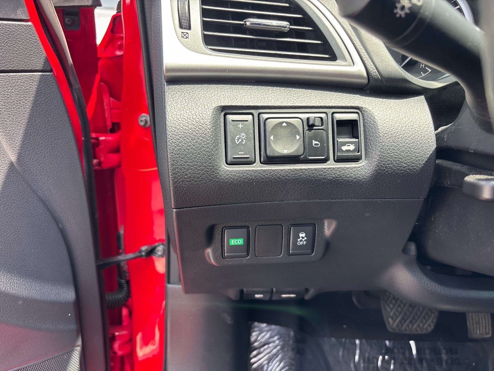 Used 2019 Nissan Sentra SV FWD image 13