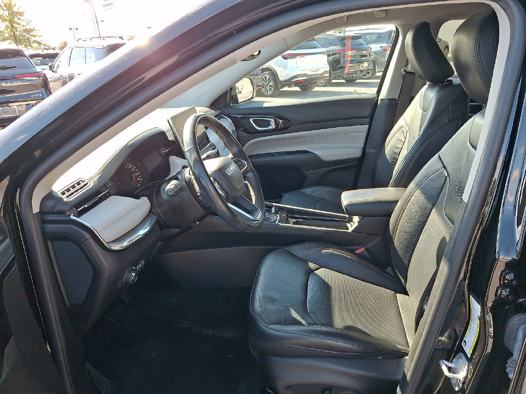 Used 2022 Jeep Compass Limited AWD/4WD image 16