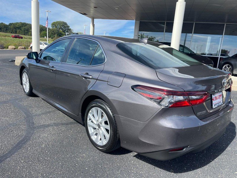 Used 2024 Toyota Camry LE FWD image 4