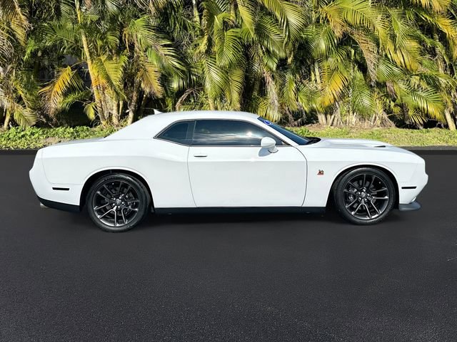 Used 2022 Dodge Challenger R/T Scat Pack w/ Driver Convenience Group image 4