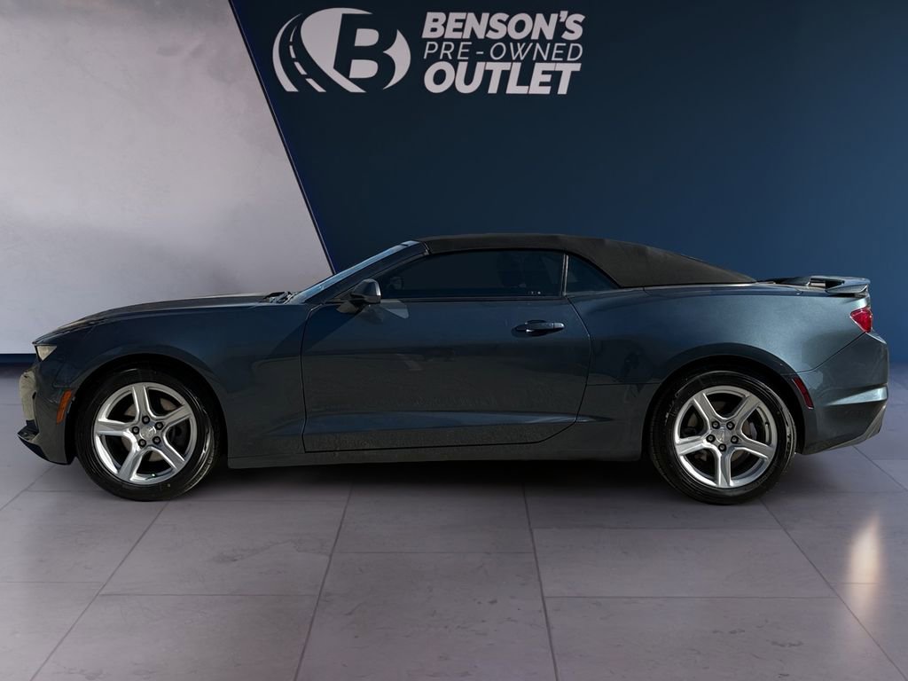 Used 2023 Chevrolet Camaro LT image 2