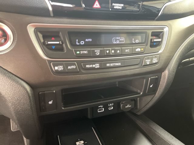 Used 2024 Honda Passport TrailSport image 14
