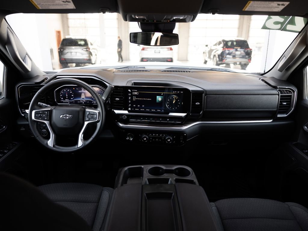 Used 2023 Chevrolet Silverado 1500 RST image 18