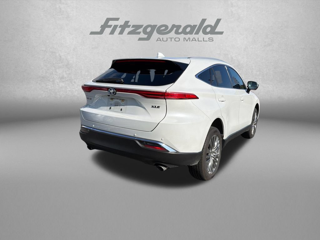 Used 2023 Toyota Venza XLE AWD/4WD image 8