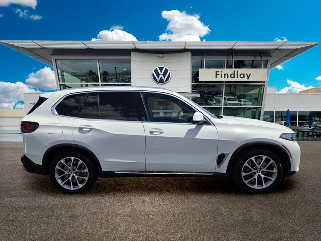 Used 2025 BMW X5 xDrive50e AWD/4WD image 7