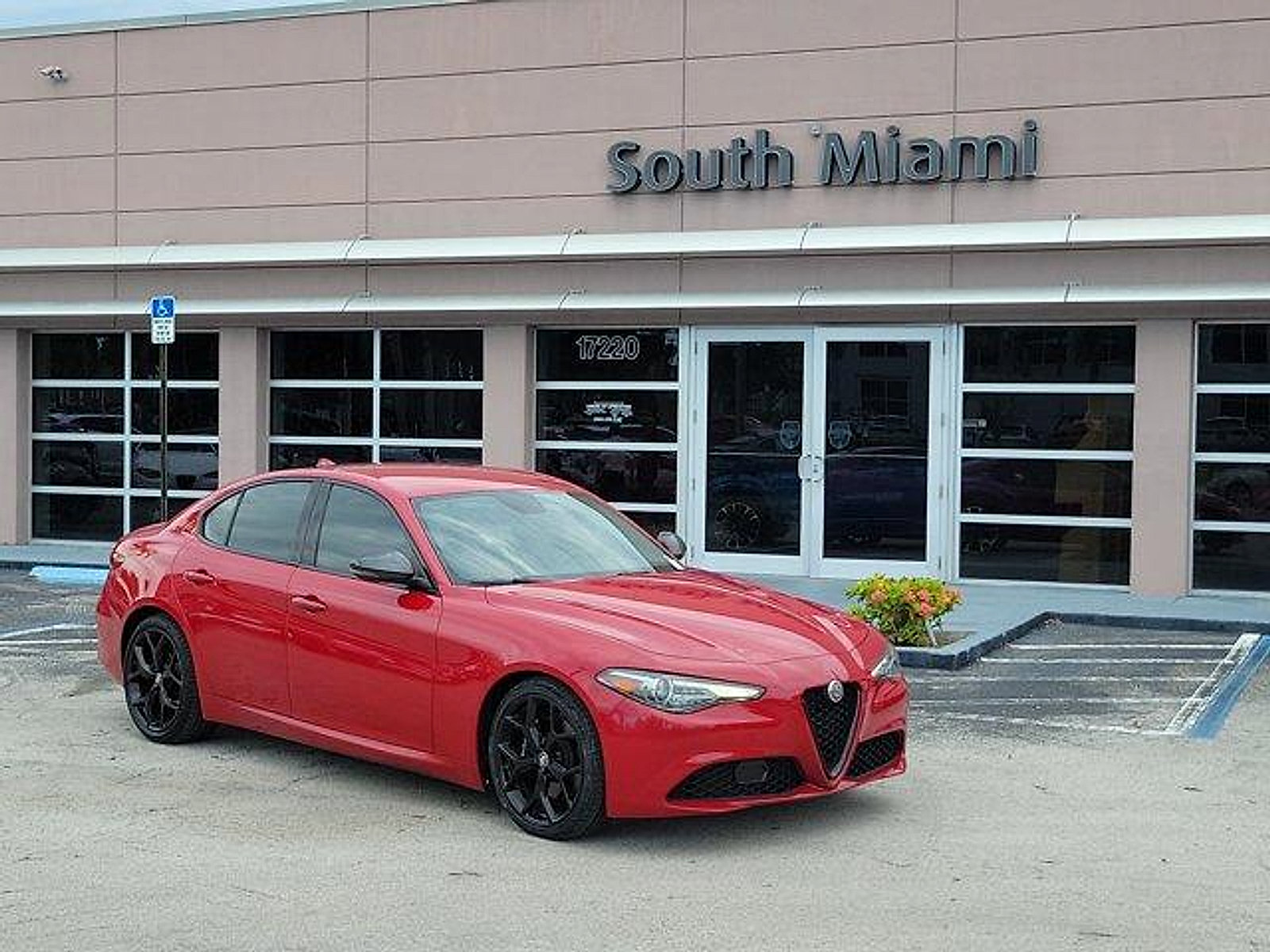 Used 2019 Alfa Romeo Giulia w/ Nero Edizione