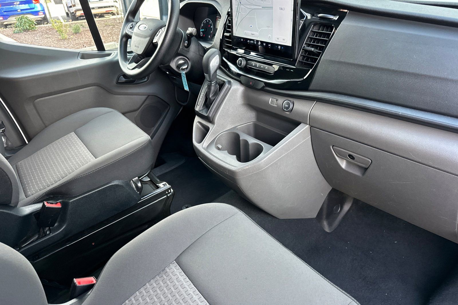 Used 2023 Ford Transit 350 XLT image 17