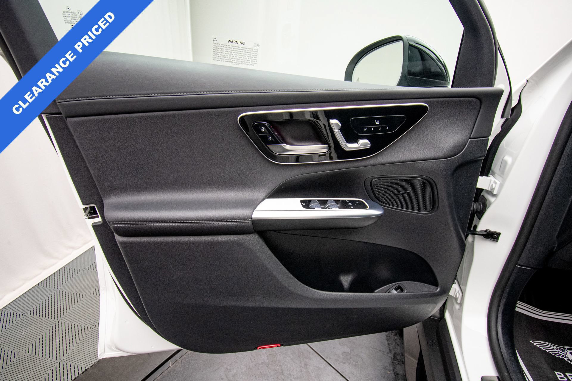 Used 2025 Mercedes-Benz GLC 43 AMG 4MATIC image 31