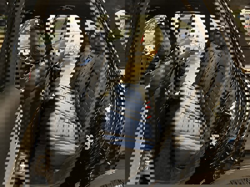 Used 2021 Mercedes-Benz GLC 300 4MATIC image 10