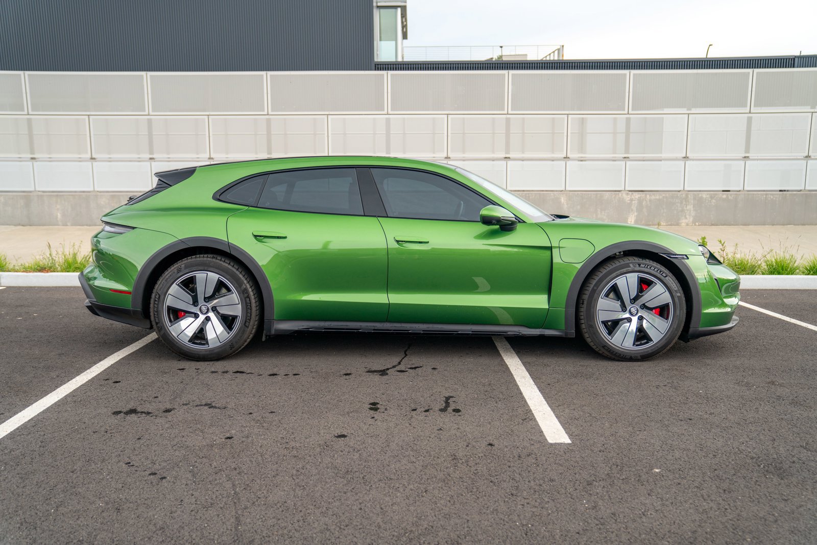 Certified 2023 Porsche Taycan 4S AWD/4WD image 8