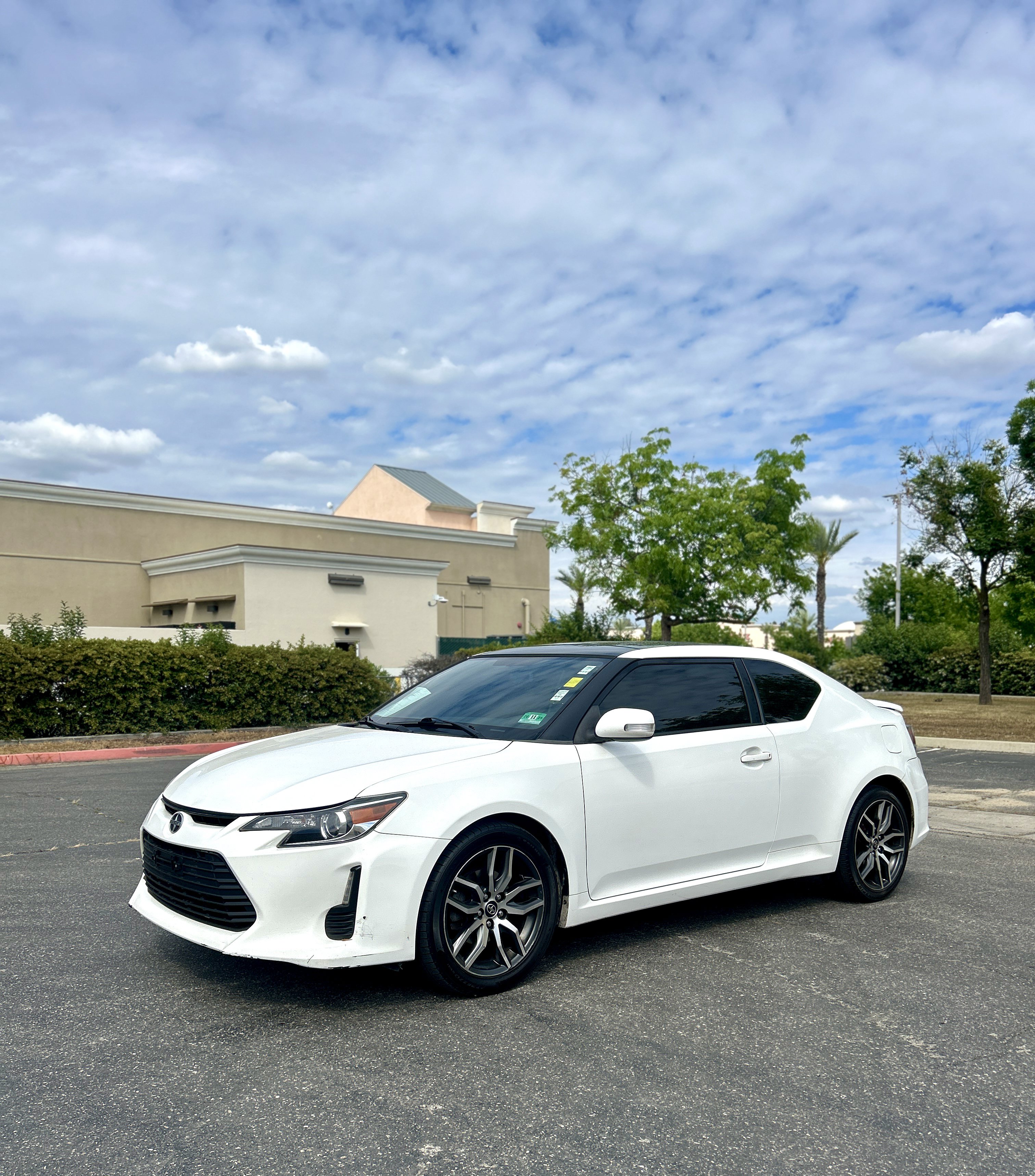 Used 2014 Scion tC Monogram Series FWD image 1