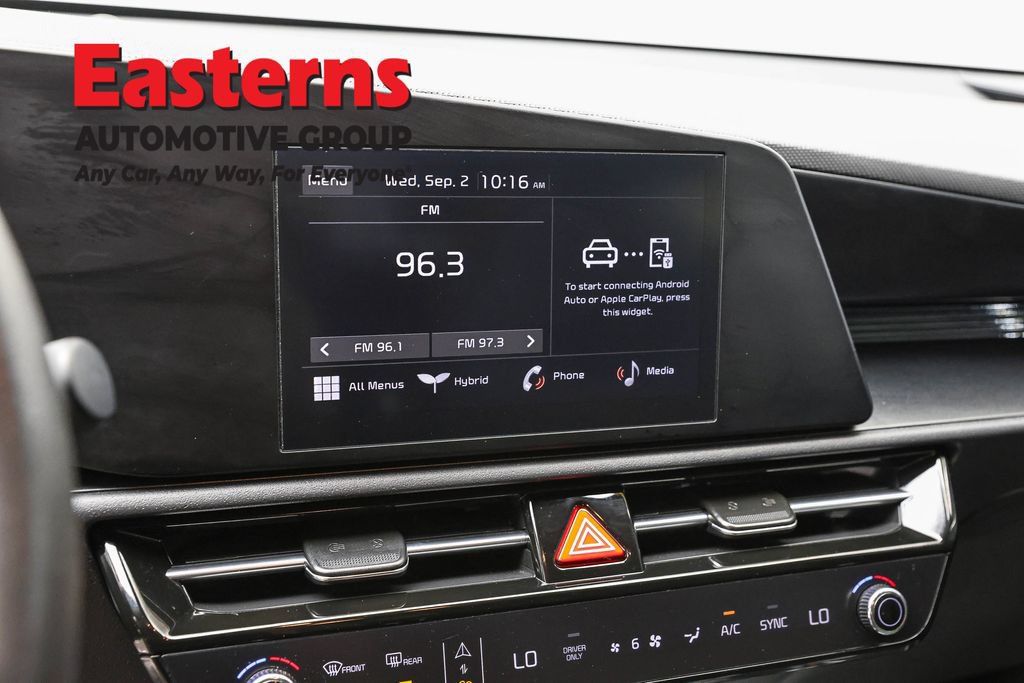 Used 2025 Kia Niro LX FWD image 18