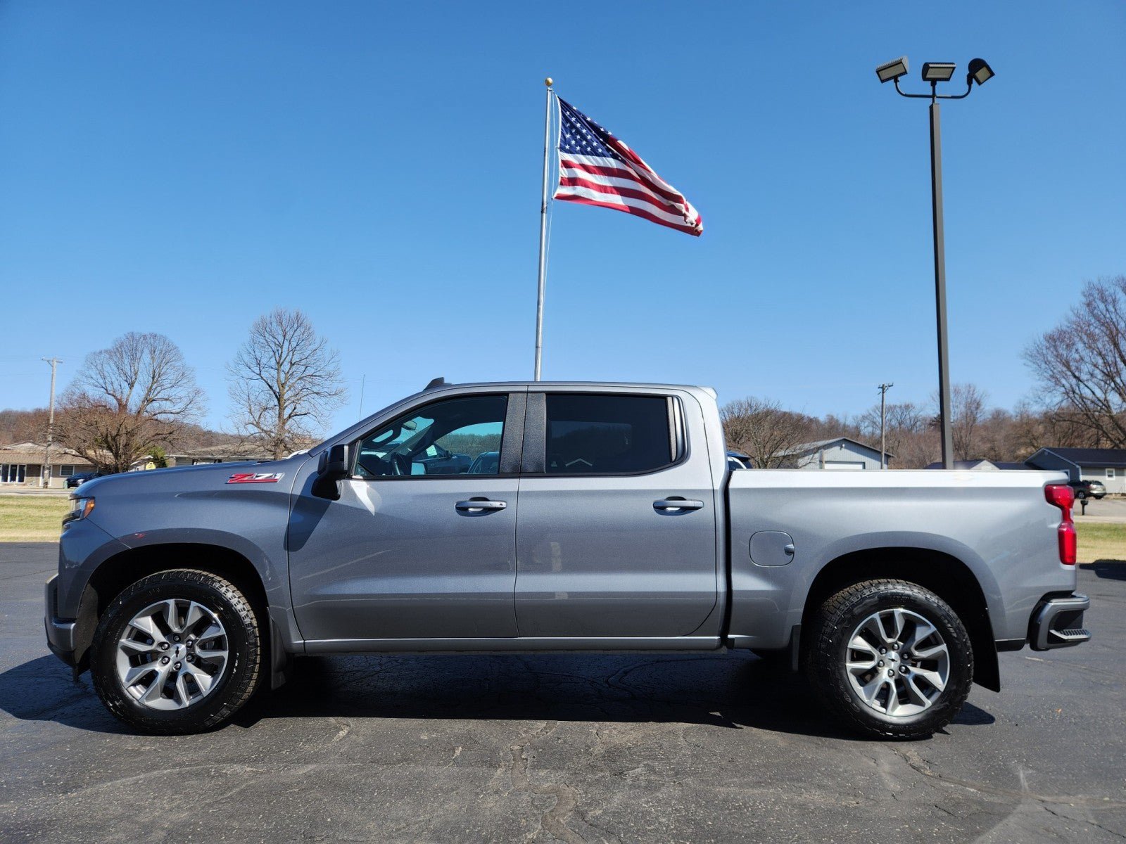 Used 2022 Chevrolet Silverado 1500 RST AWD/4WD image 2