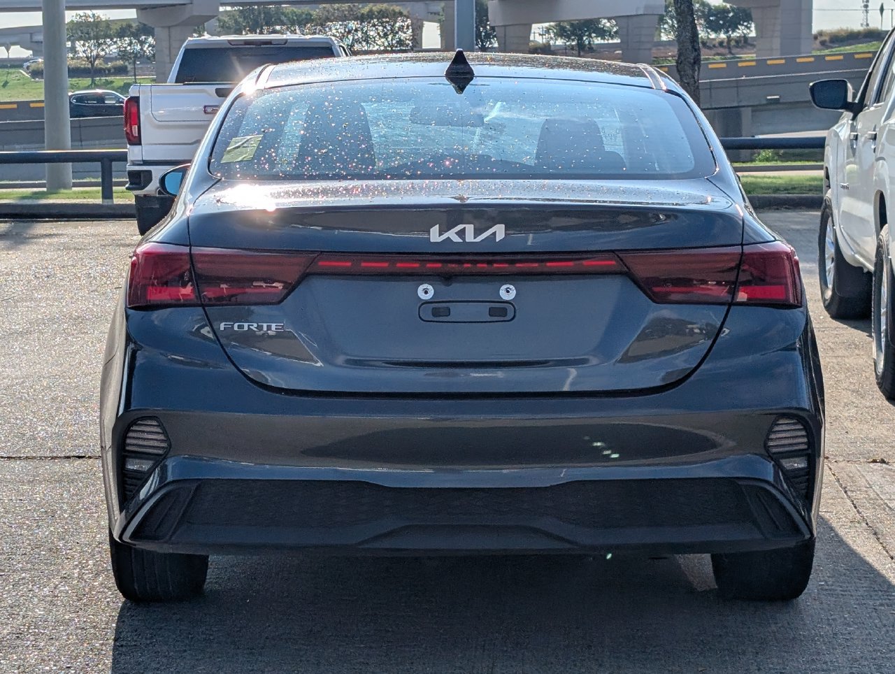 Used 2023 Kia Forte LXS FWD image 5