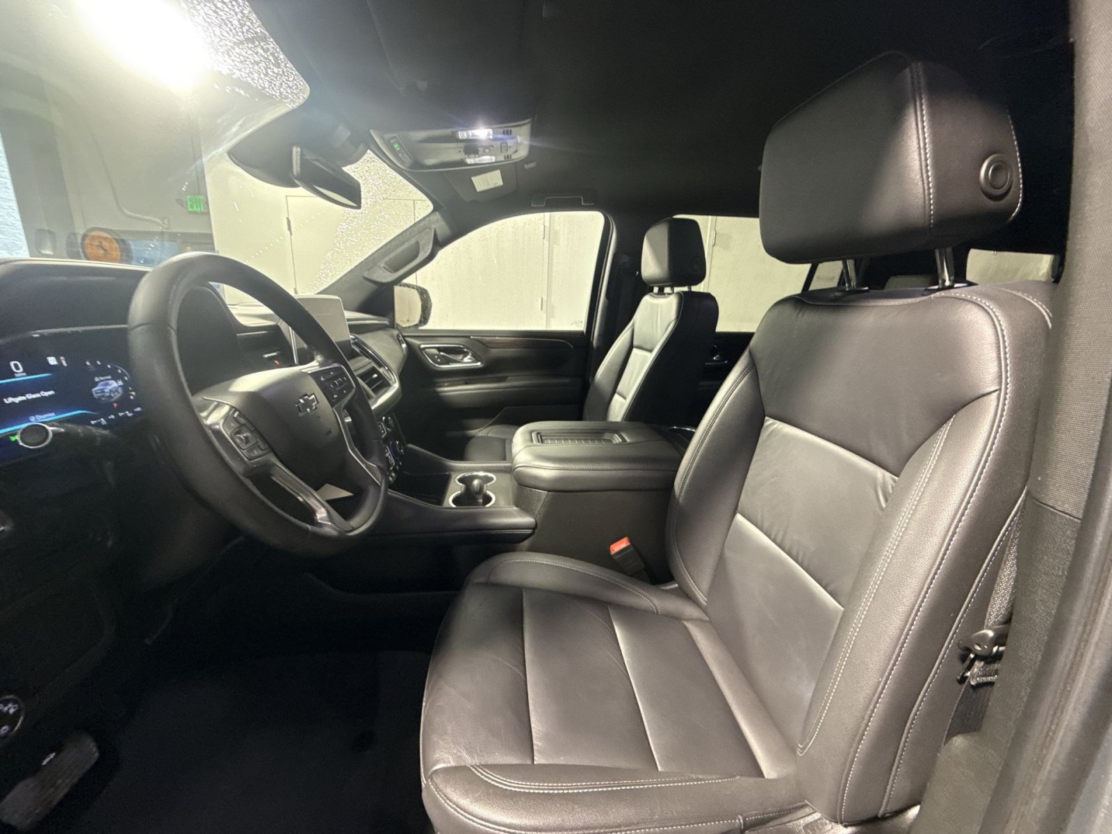 Used 2024 Chevrolet Suburban Z71 AWD/4WD image 14