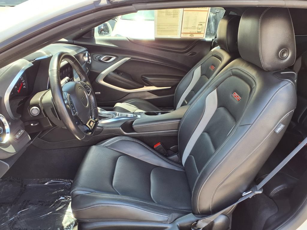 Certified 2023 Chevrolet Camaro SS RWD image 15
