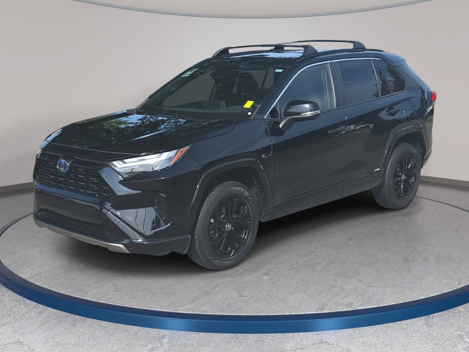 Used 2022 Toyota RAV4 SE w/ Convenience Package AWD/4WD video 1