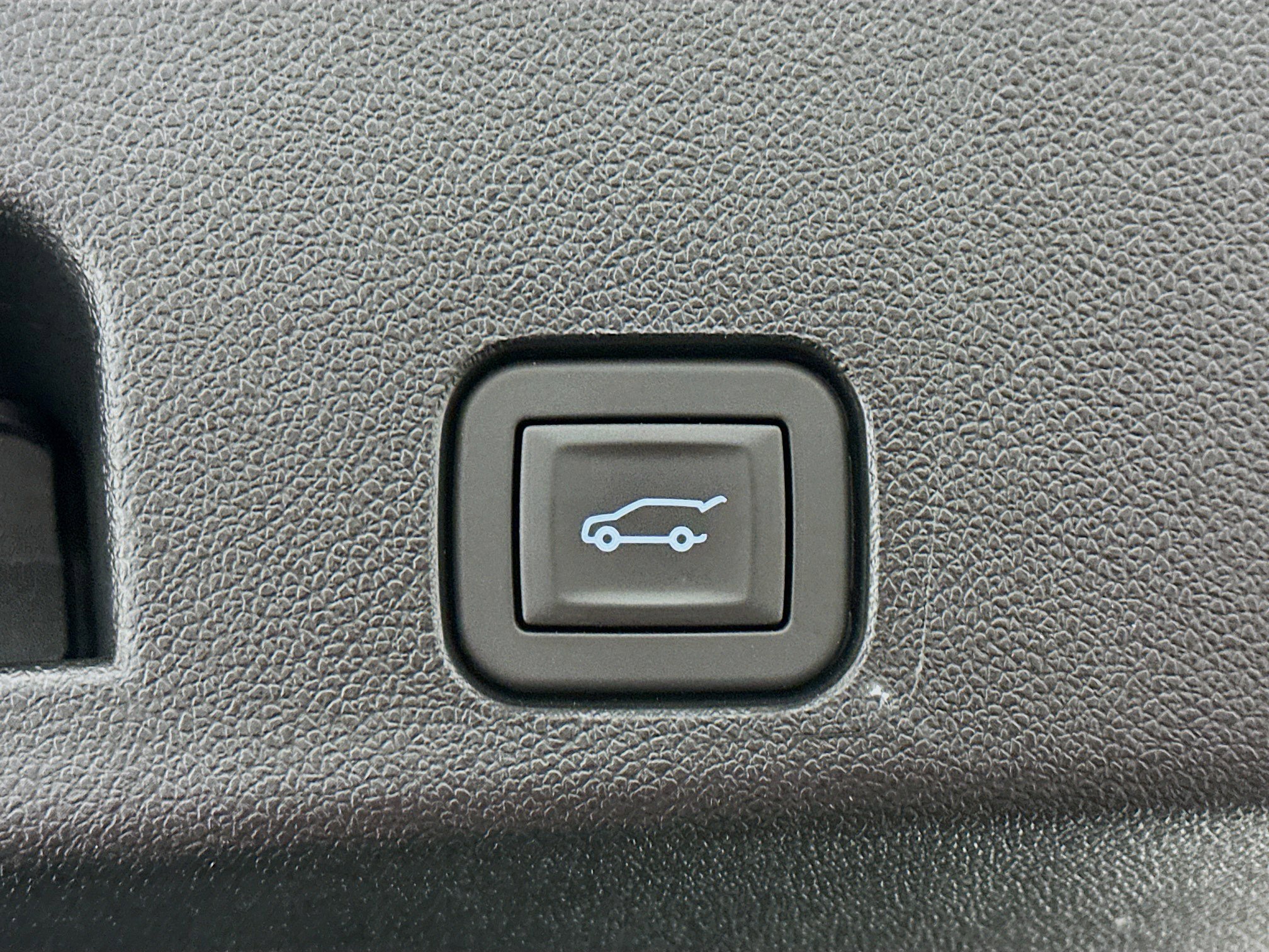 Used 2025 GMC Acadia Elevation image 32