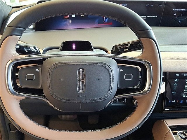 New 2025 Lincoln Navigator L Black Label image 10