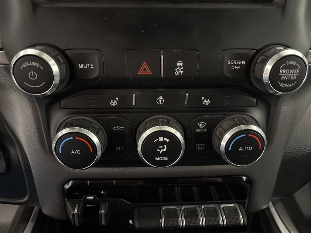 Used 2022 RAM 2500 Big Horn w/ Level C Equiment Group image 19