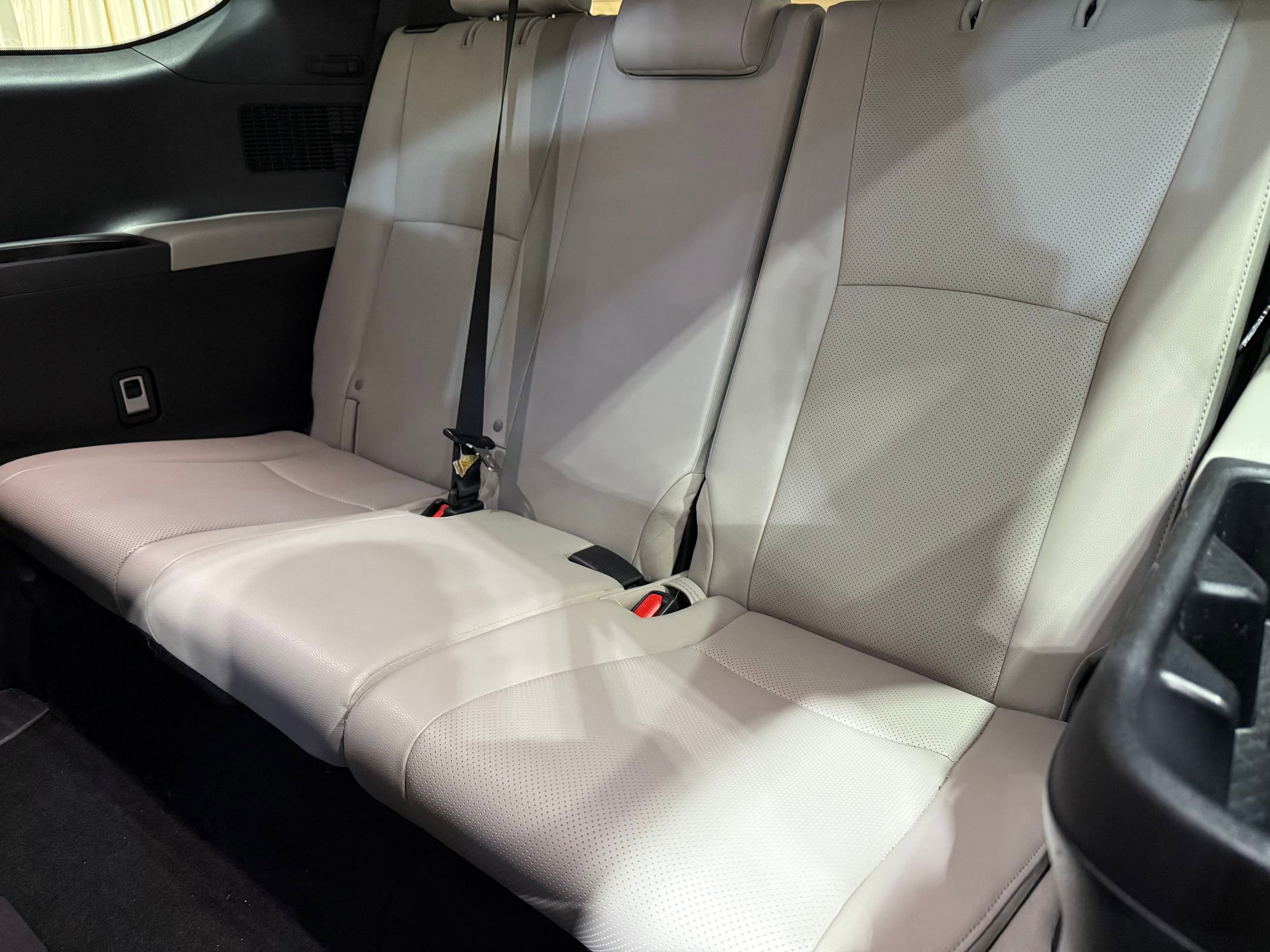 Used 2024 Toyota Grand Highlander AWD Hybrid image 40