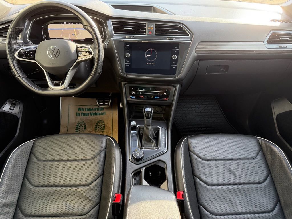Used 2022 Volkswagen Tiguan SEL R-Line image 10