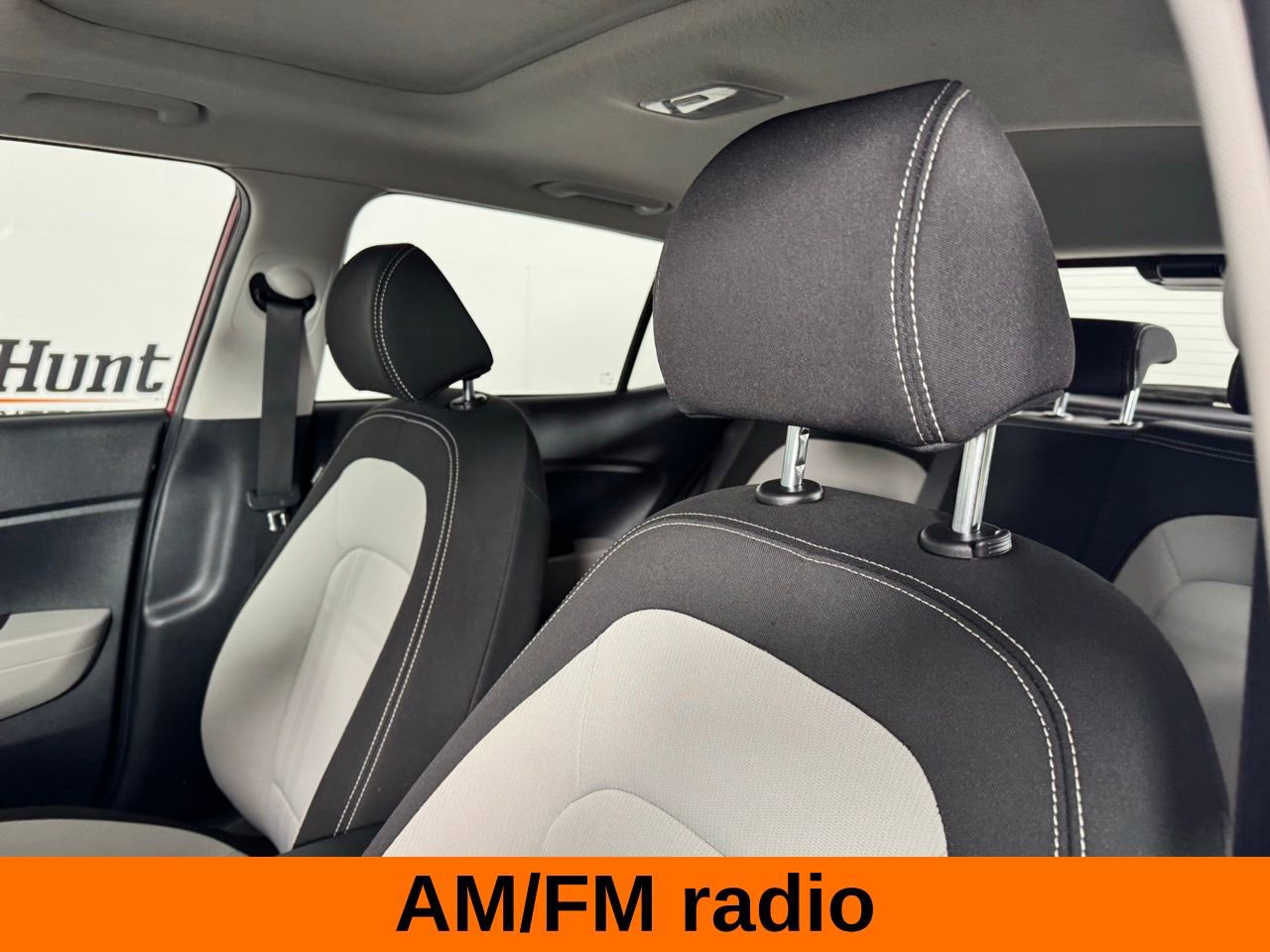 Used 2025 Hyundai Venue SEL image 11