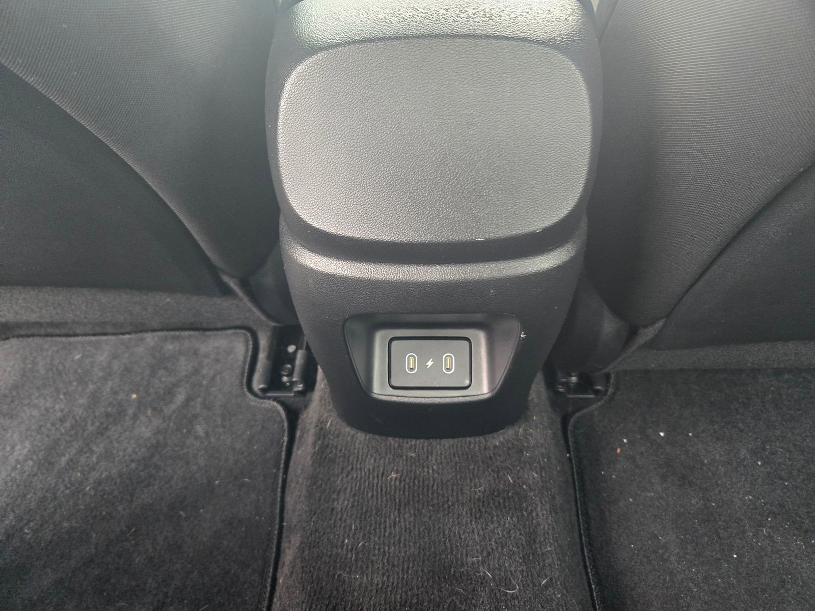 Used 2025 Hyundai Elantra SEL w/ Cargo Package image 12