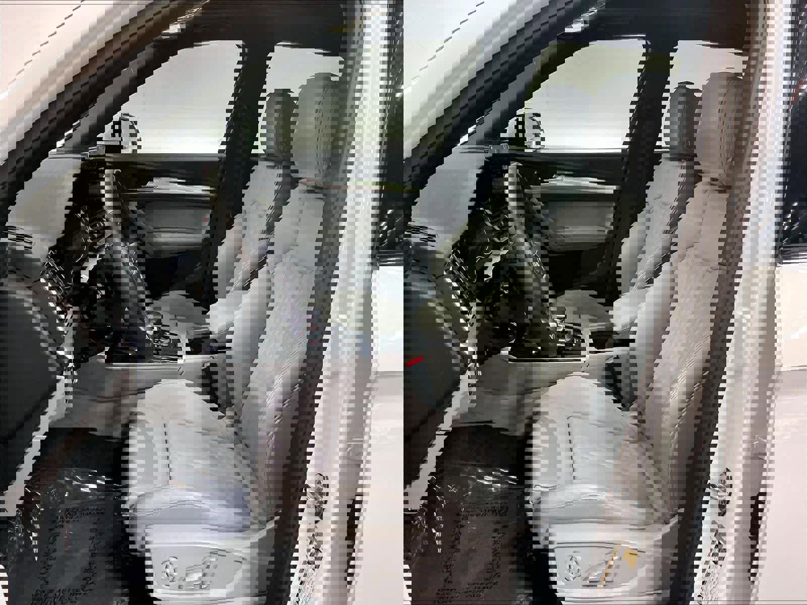 Certified 2024 Audi Q5 2.0T Premium Plus w/ Premium Plus Package image 28