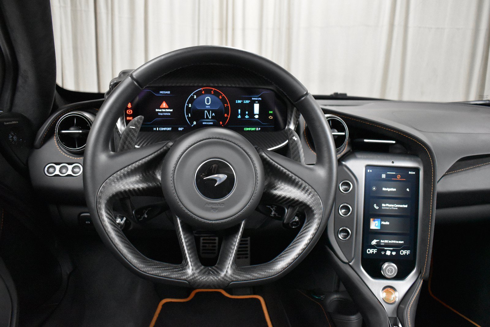 Used 2025 McLaren 750S Spider RWD image 24