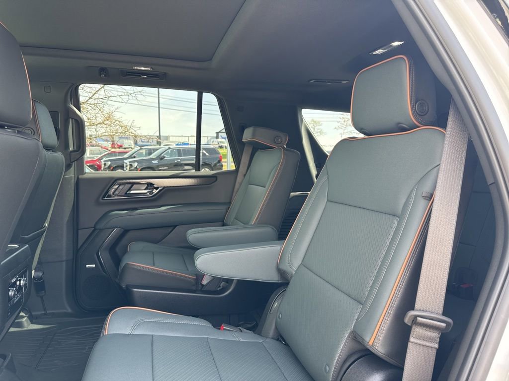 New 2026 GMC Yukon AT4 w/ LPO, Floor Liner Package image 31