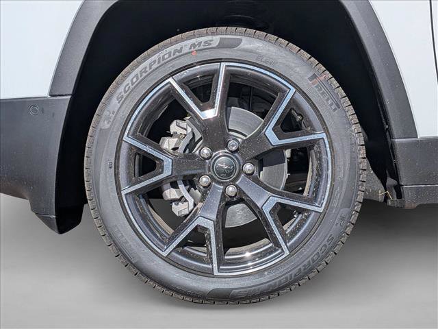 New 2026 Jeep Cherokee Overland AWD/4WD image 10