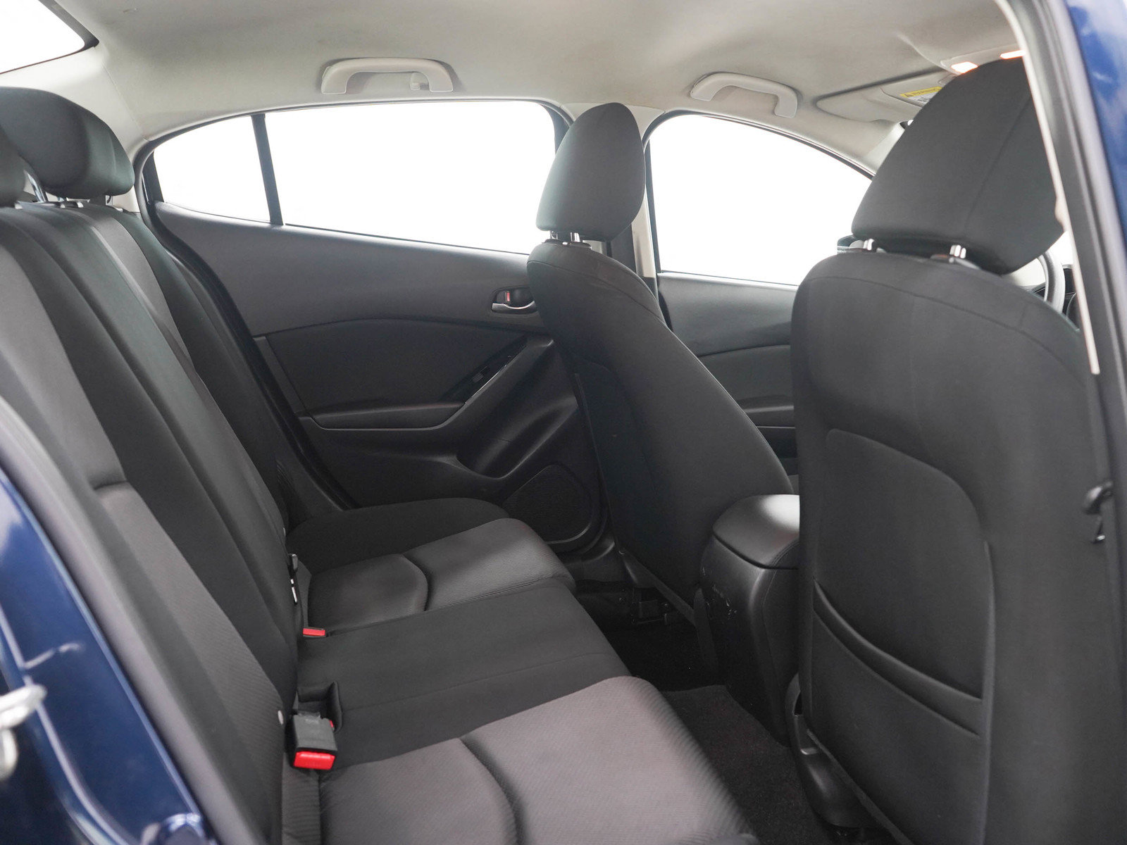 Used 2017 MAZDA MAZDA3 Sport FWD image 12