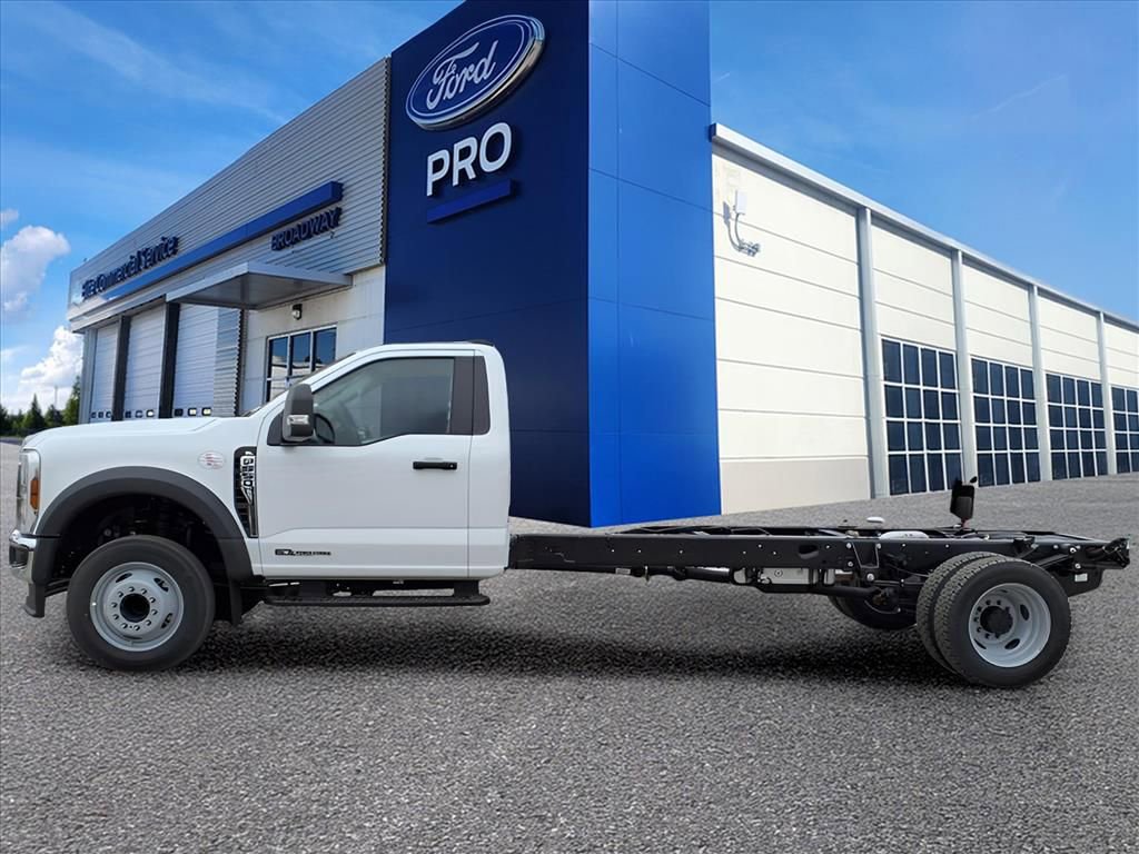 New 2026 Ford F550 2WD Regular Cab Super Duty image 17