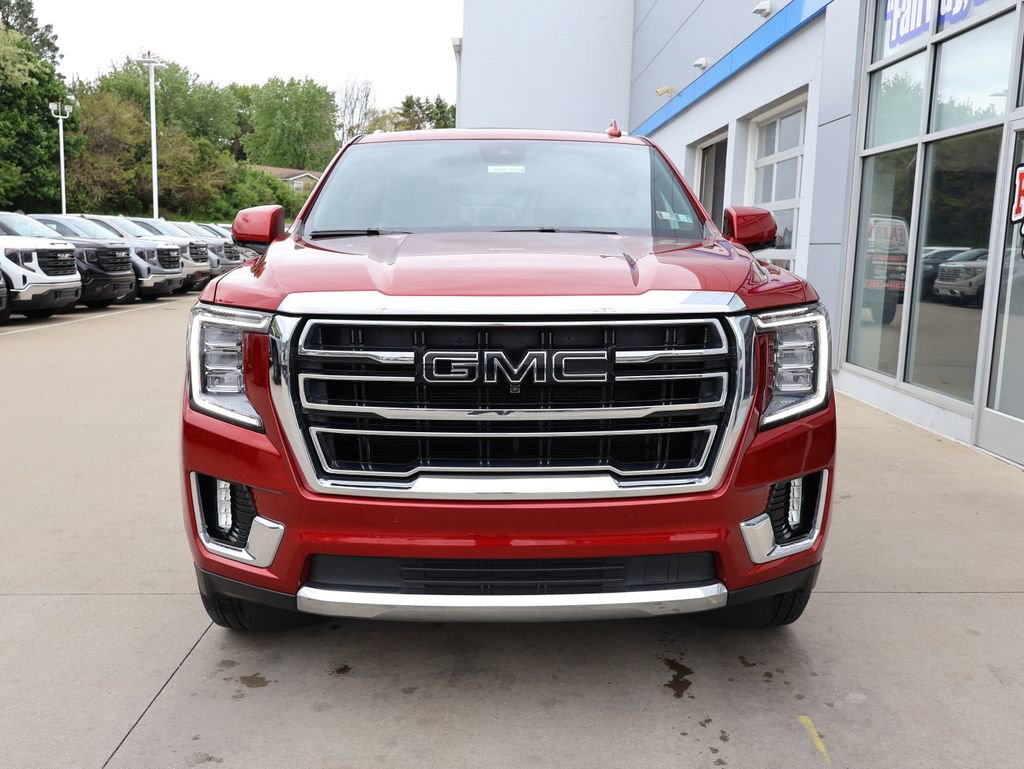 Used 2023 GMC Yukon SLT w/ SLT Premium Package AWD/4WD image 5