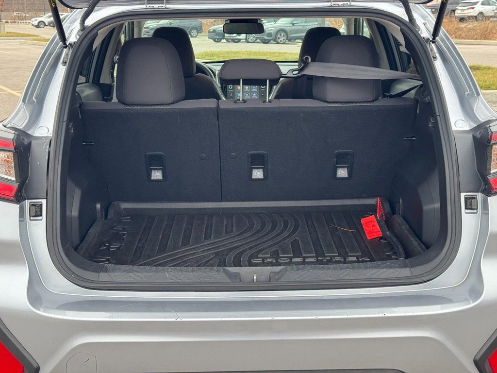 Used 2024 Subaru Crosstrek 2.0i Premium image 4