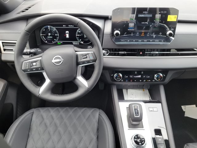 New 2026 Nissan Rogue Platinum AWD/4WD image 8
