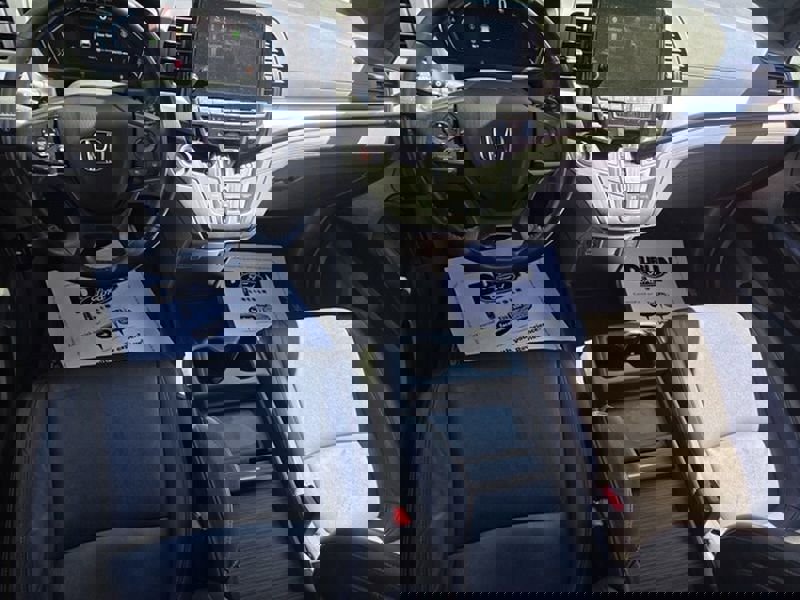 Used 2023 Honda Odyssey Sport image 12