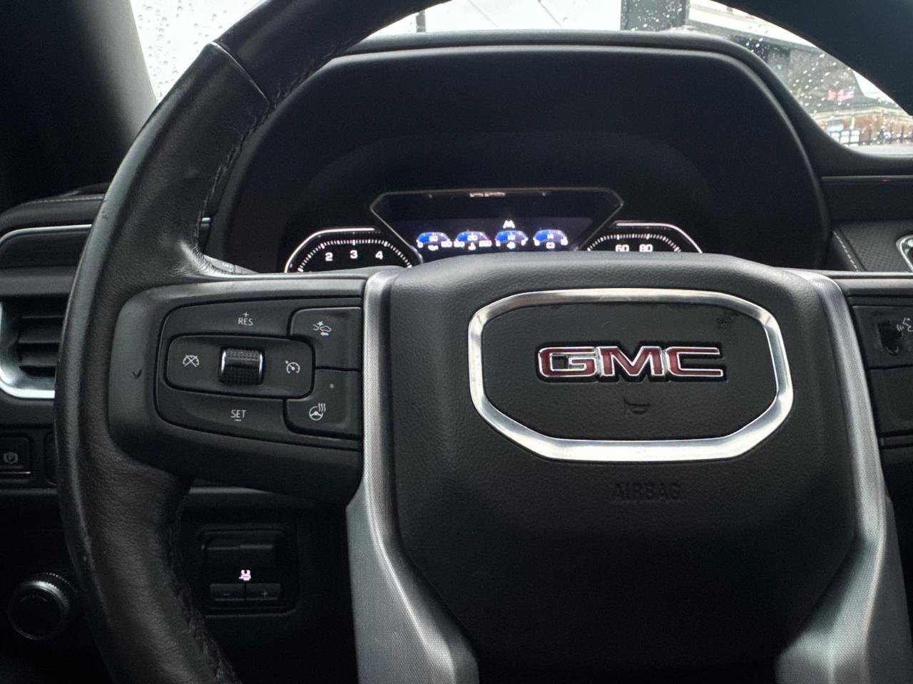 Used 2021 GMC Yukon SLT w/ SLT Luxury Plus Package RWD image 9