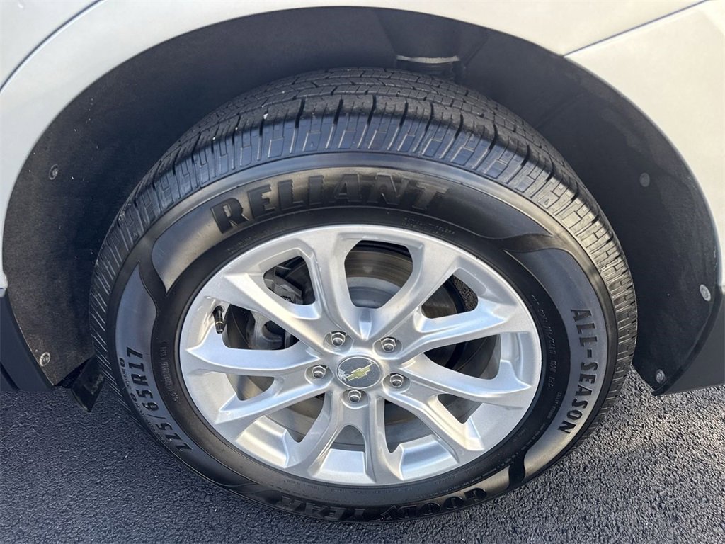 Certified 2018 Chevrolet Equinox LT image 31